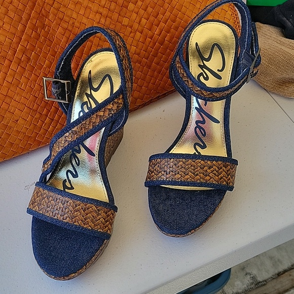 Skechers High Heel Stripey Platform Sandals Size 7 - Picture 3 of 8